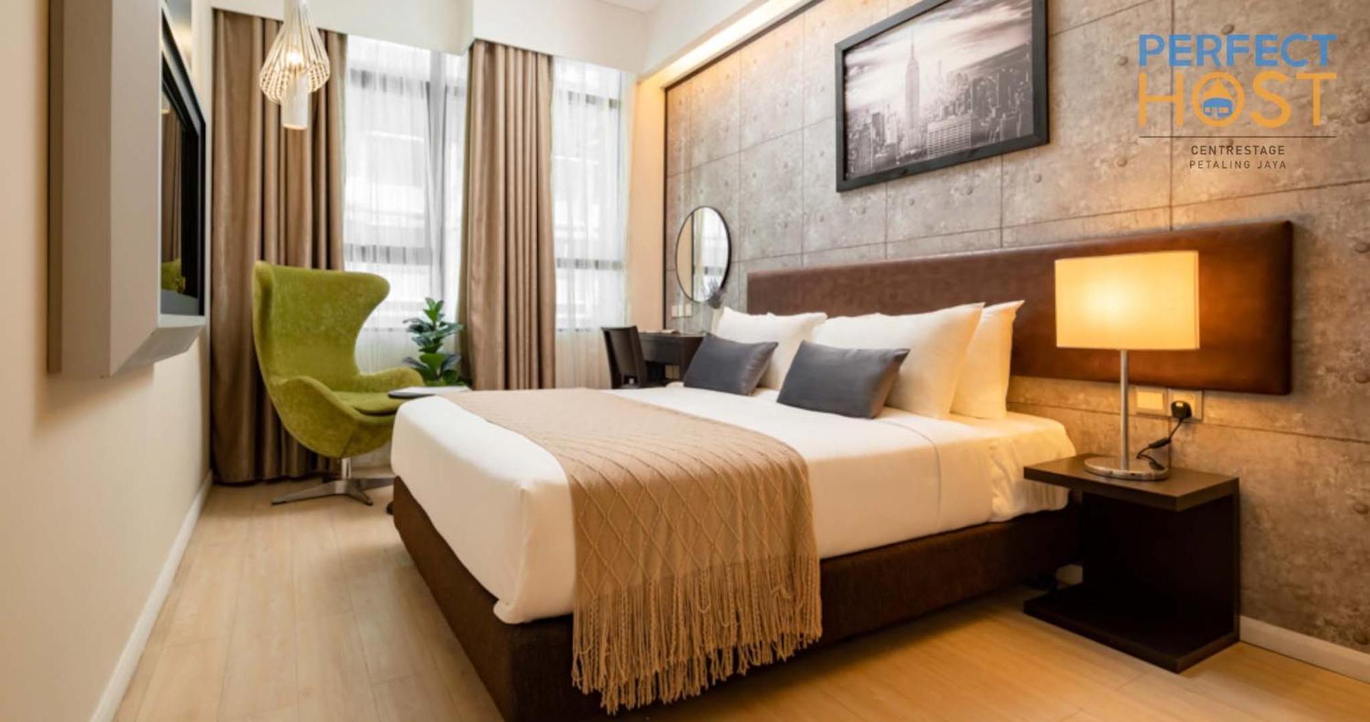Centrestage Petaling Jaya By Perfect Host Hotel Eksteriør billede Deluxe Room